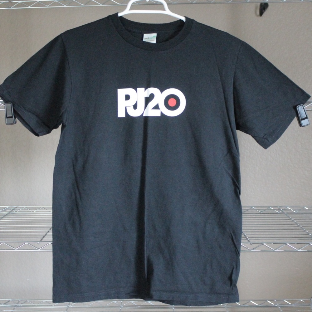 PJ20 Pearl Jam 2011 Concert Tour Tee Shirt Medium